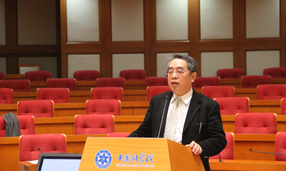 台湾政治大学商学院李仁芳教授做主题报告